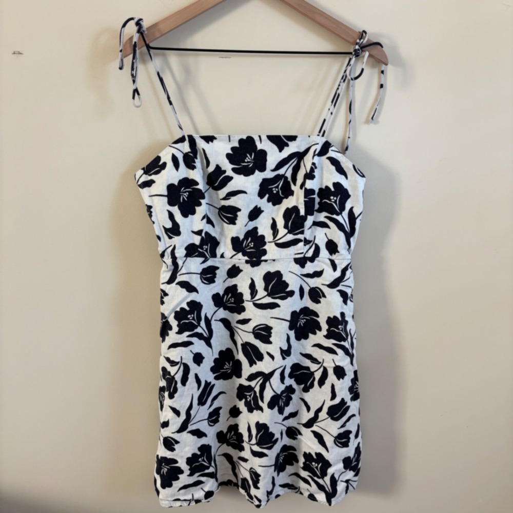 Old Navy Floral Mini Dress Black White Tie Shoulder Smocked Linen Blend Large